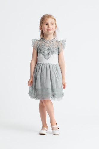 Nina Tyttöjen Tyylikäs Harmaa Tiulimekko Pitsikoristeilla