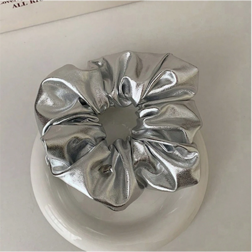Hopean Loiste Scrunchie