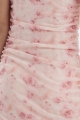 Fiorella juhlamekko, tyttöjen juhlamekko, eleganssi tyttöjen vaatteet, kukkakuviollinen mekko, vaaleanpunainen mekko, tyttöjen muoti, juhlavaatteet lapsille, midi-juhlamekko, laadukas lastenmekko