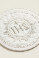 IHS kangasmerkki, ehtoollisembleemi, hopeinen merkki albaan, konfirmaatio koriste, ehtoollinen koristeet, juhlavaatteen koristelu, askartelu